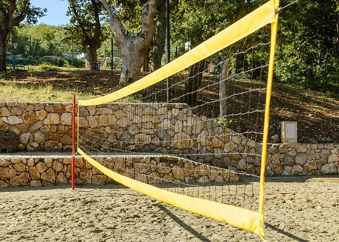 Lovely Stacaravan In Glavotok Campsite