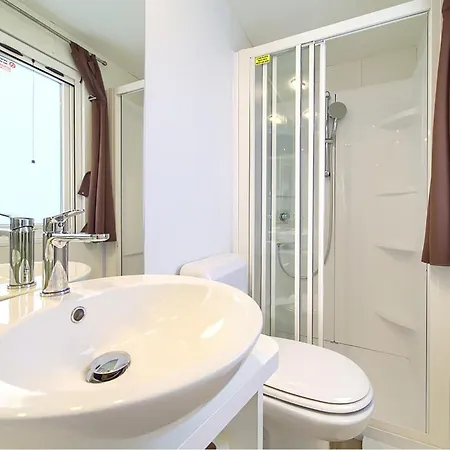 Kamp alanı Lovely Stacaravan In Glavotok Brzac